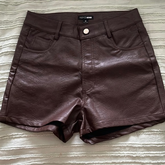 NWT FashionNova Leather Shorts - Picture 1 of 3